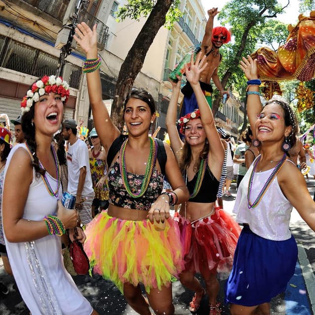 Thumbnail 5 de EOBOH 144PCS Mardi Gras Beads 33 in Necklace