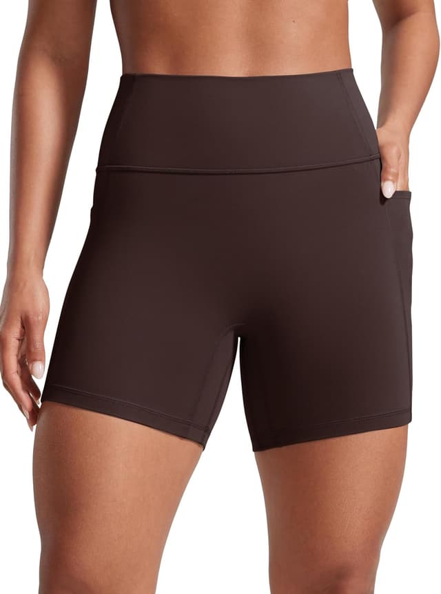 Detalle 2 de CRZ YOGA Butterlift Short taille haute 13 cm pour femmes, avec poches et effet lifting