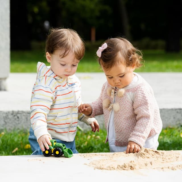 Detalle 2 de Theo Klein John Deere Traktor 1:50