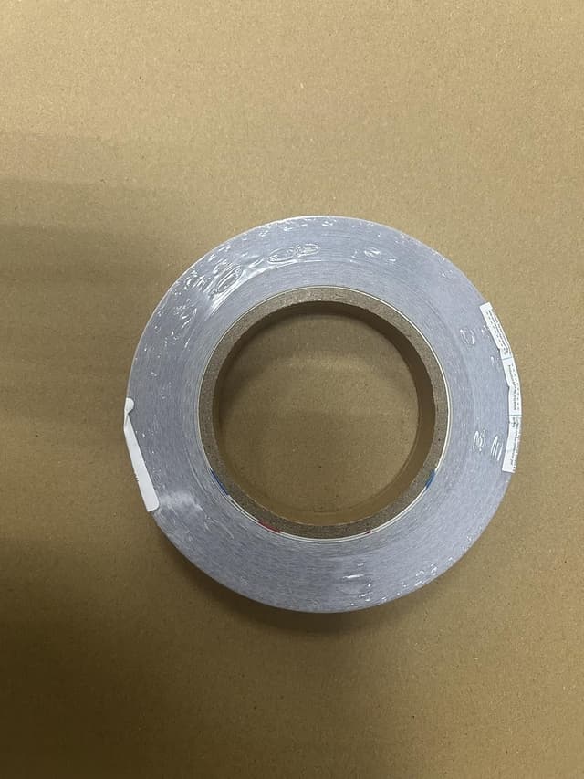 Detalle 2 de XFXIA Nastro catarifrangente adesivo bianco 2,5 cm x 20 m per auto, moto e bici