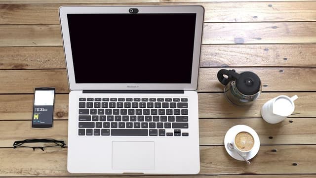 Detalle de CloudValley Webcam-Abdeckung 0,6 mm Thin – Slider aus Metall (5er-Set, Schwarz)