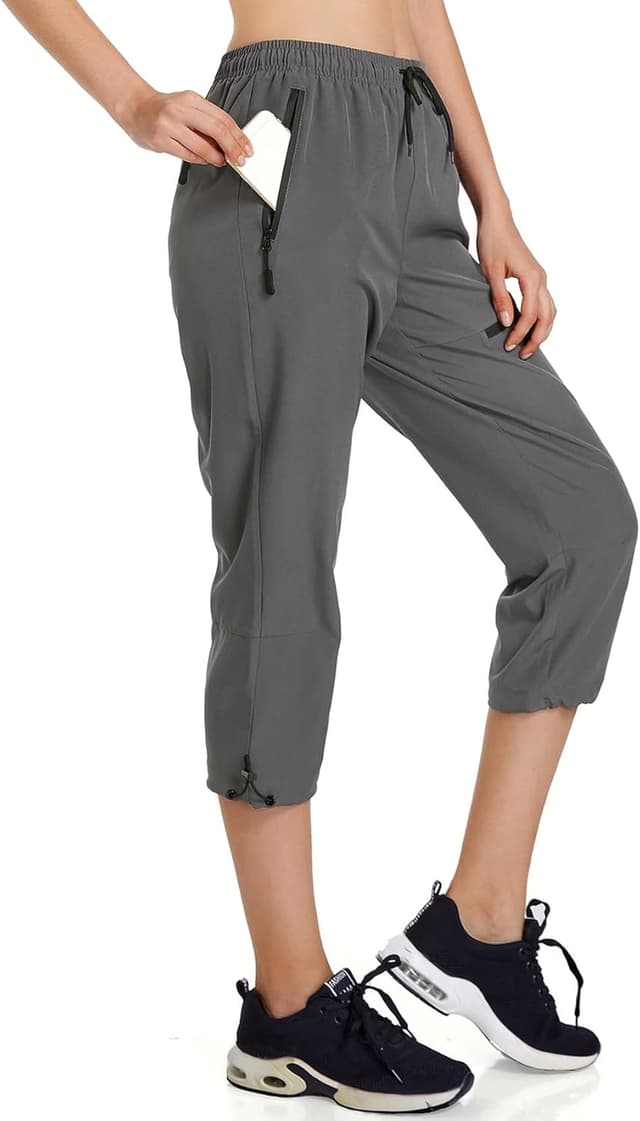 Detalle 2 de Ksmien Women's Lightweight Hiking Capri Pants with Quick-Dry, Water-Resistant Fabric, UPF 50+ and Zipped Pockets