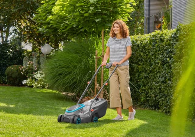 Thumbnail 7 de GARDENA PowerMax 32/18V P4A Solo Akku-Rasenmäher für bis zu 200 m²