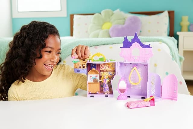 Detalle 2 de Disney Princess Princesas Storytime Stackers Rapunzel torre 1 unidad