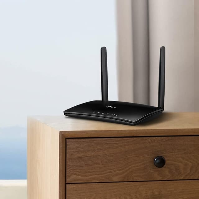 Thumbnail 6 de TP-Link TL-MR6400 4G WiFi router with 4 LAN