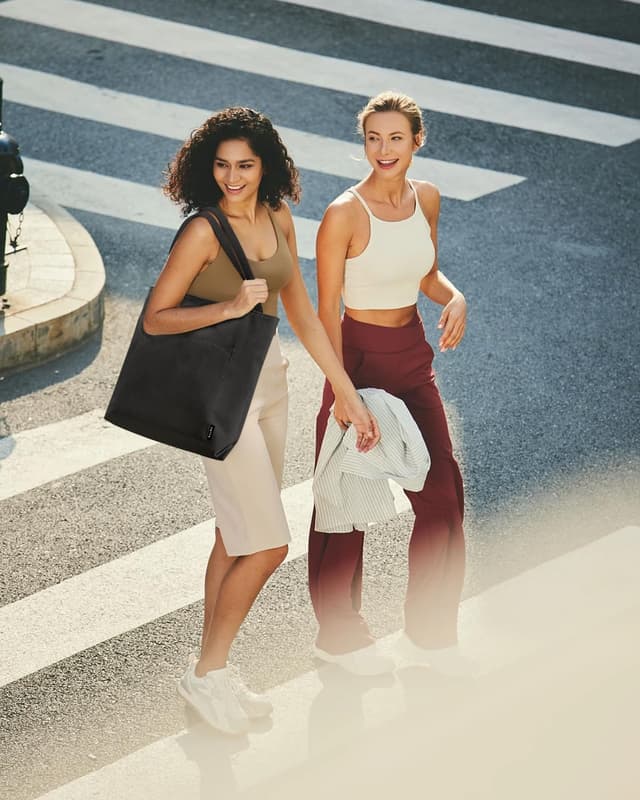 Detalle de Prite Corduroy Tote Bag for Women – Large Shoulder Bag with Zip, Pockets for College, Work, Travel & Shopping (Black)