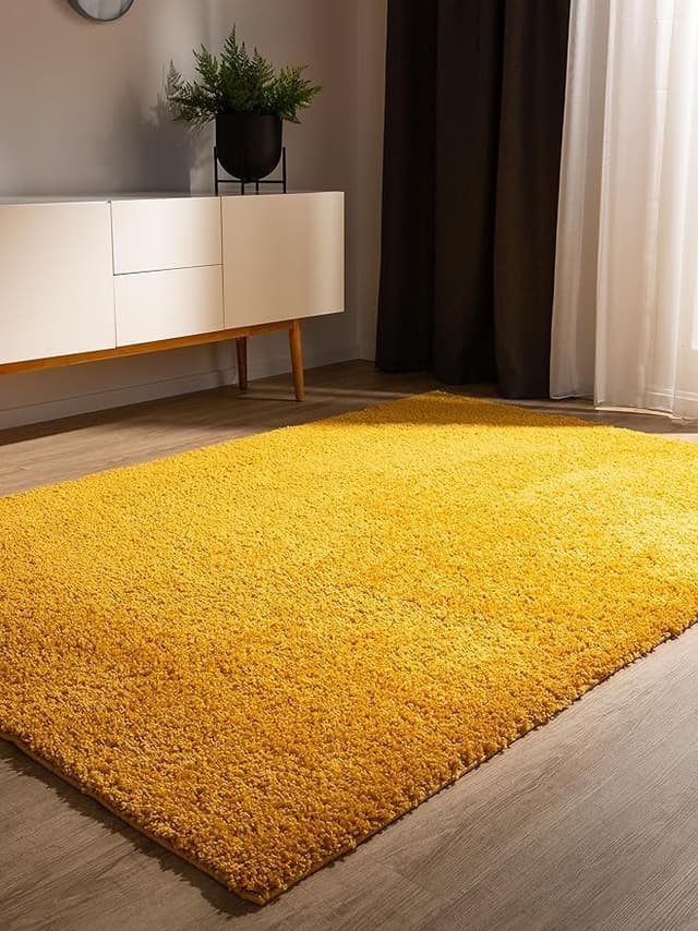 Detalle de benuta Sohari Alfombra de Pelo Largo Amarilla 133x190 cm 🟡