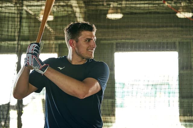 Detalle de Mizuno Youth Comp Diamond Short Sleeve Crew (Quick-Dry, Lightweight)