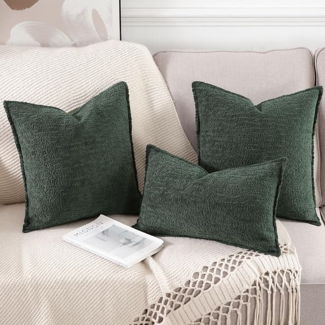 Detalle de Madizz 2er Set Chenille-Samt Kissenbezüge mit Rand-Dekor (dunkelgrün, 50x50 cm)