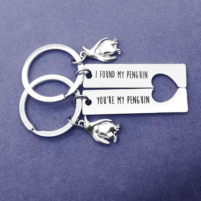 Detalle de Penguin Lover Gifts couples keychain set with engraved “You’re My Penguin, I Found My Penguin”
