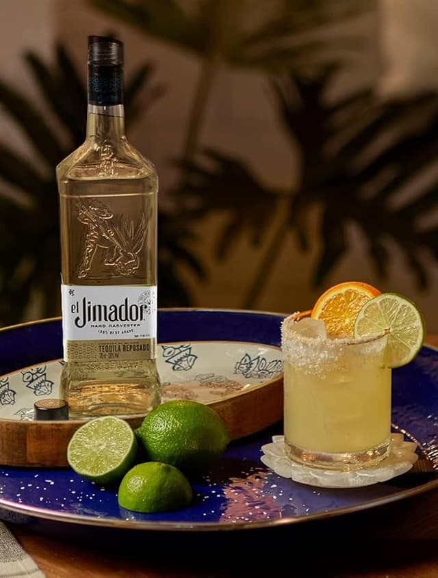 Thumbnail 2 de El Jimador Tequila Reposado, Vainilla y Especias 🌵 700ml