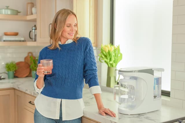 Thumbnail 6 de AquaTru Carafe Smart Alkaline Countertop Water Purifier (4-Stage Reverse Osmosis) with Glass Carafe