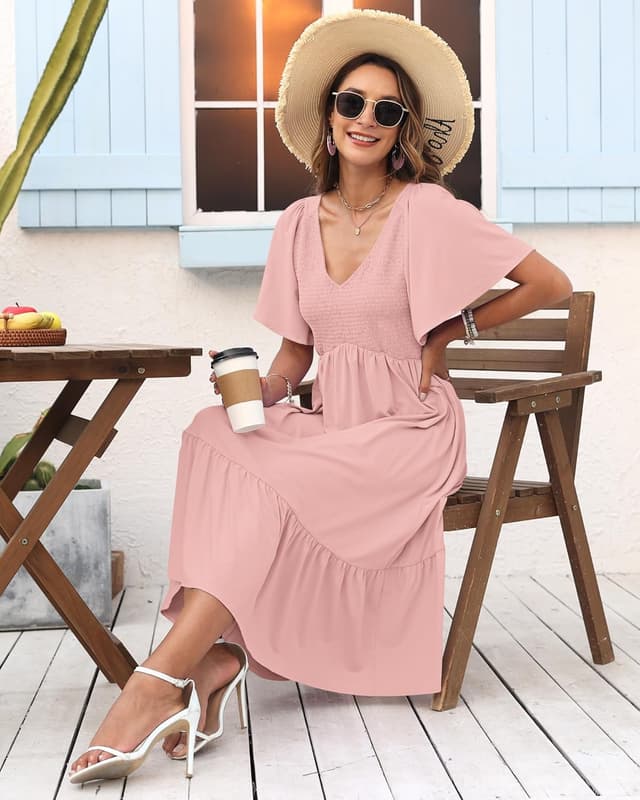 Detalle de AUSELILY Women’s Summer Empire Waist Smocked Flutter V-Neck Midi Dress