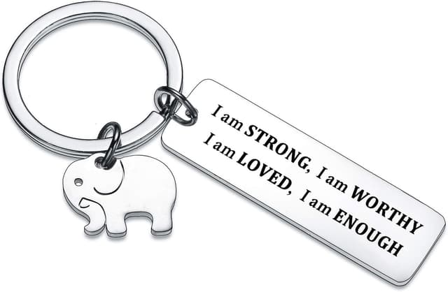 Detalle de BESPMOSP Inspirational “Don’t Forget How Strong You are” stainless steel keychain with velvet gift bag