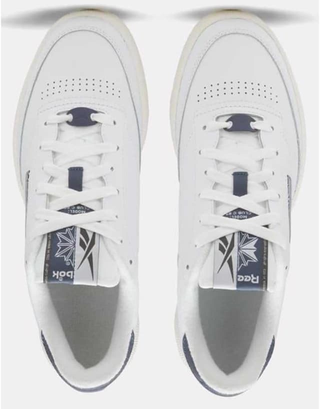 Detalle de Reebok Men’s Club C 85 leather trainers for everyday wear