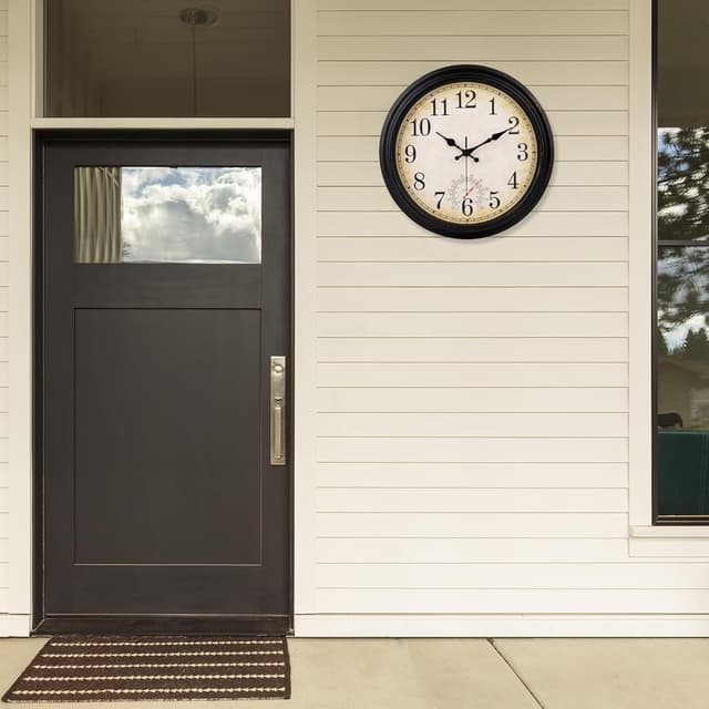 Detalle de Jomparis Wanduhr mit Temperaturanzeige (40 cm) in Antik-Bronze für außen