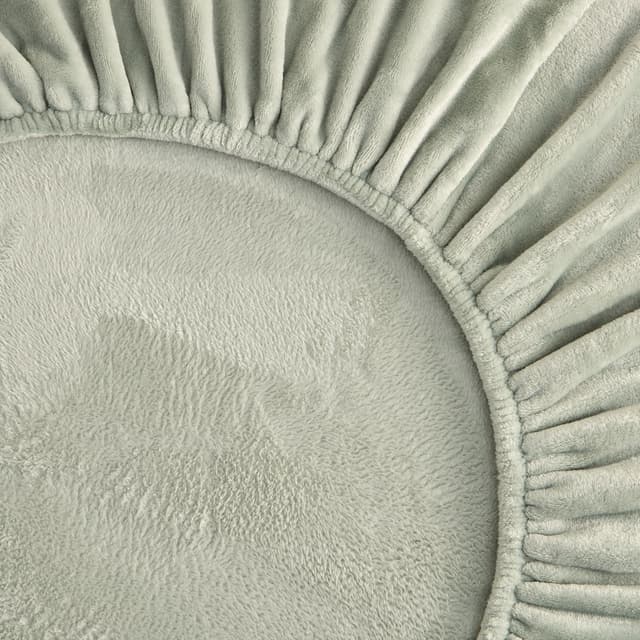 Detalle 1 de Basics El Corte Inglés Riley 100% poliéster