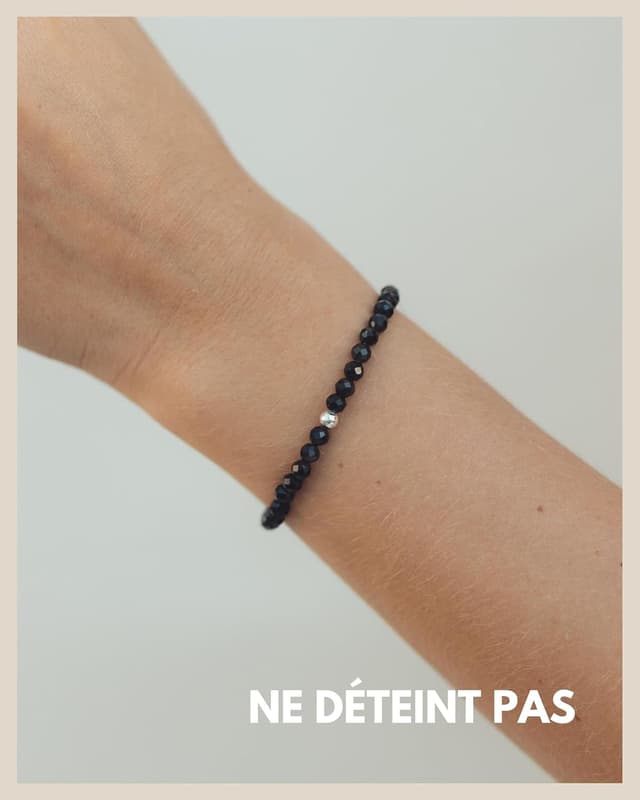 Detalle de GD GOOD.designs EST. 2015 Bracelet de perles à facettes avec pierres naturelles et perle argent 925