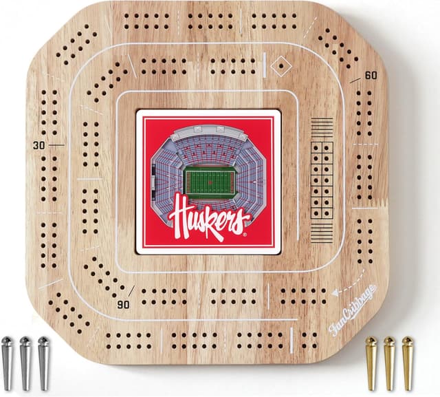 Detalle de YouTheFan NCAA Licensed Fan Cribbage Wood Board Game for Two Players