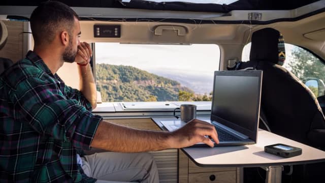 Thumbnail 7 de Netgear Nighthawk M7 Pro MR7540: mobiler WLAN-Router mit Wi‑Fi 7 und Touchscreen