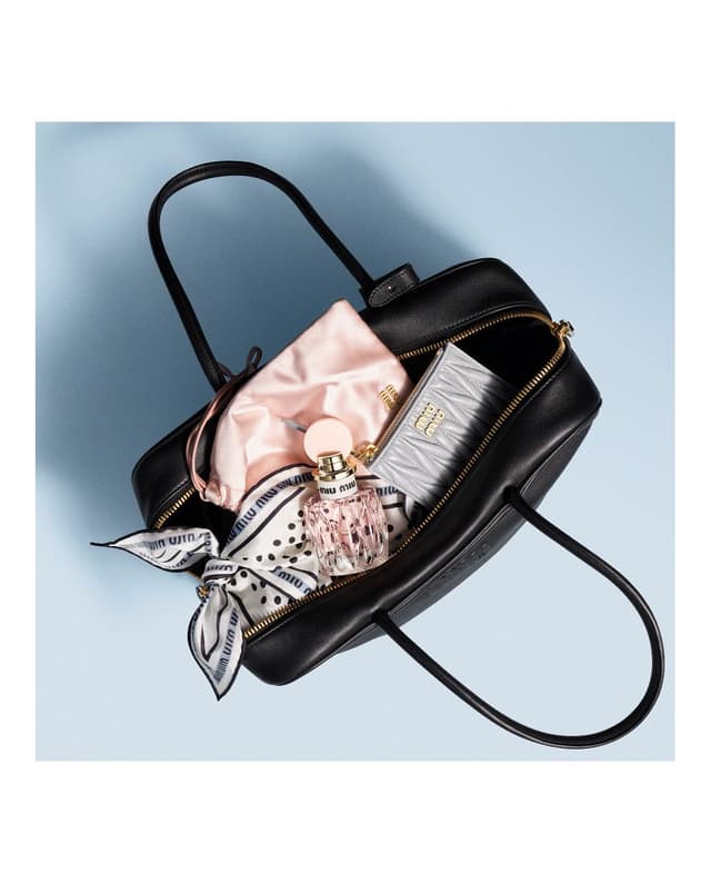 Detalle 2 de Miu Miu L'Eau Rosée Eau de Toilette — 50 ml