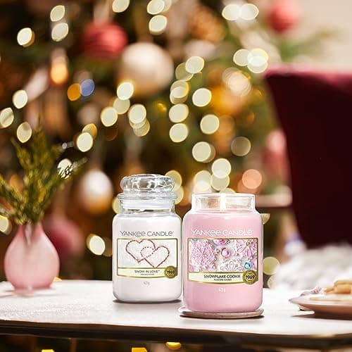 Thumbnail 7 de Yankee Candle Snow in Love Centeno Velas Largas🕯