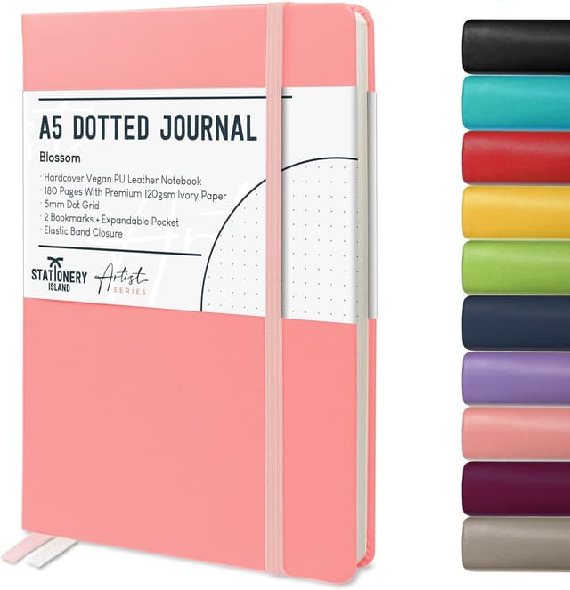 Detalle de STATIONERY ISLAND Bullet Dotted Journal A5 (Hardcover, 120gsm) – Thick dotted notebook with pocket