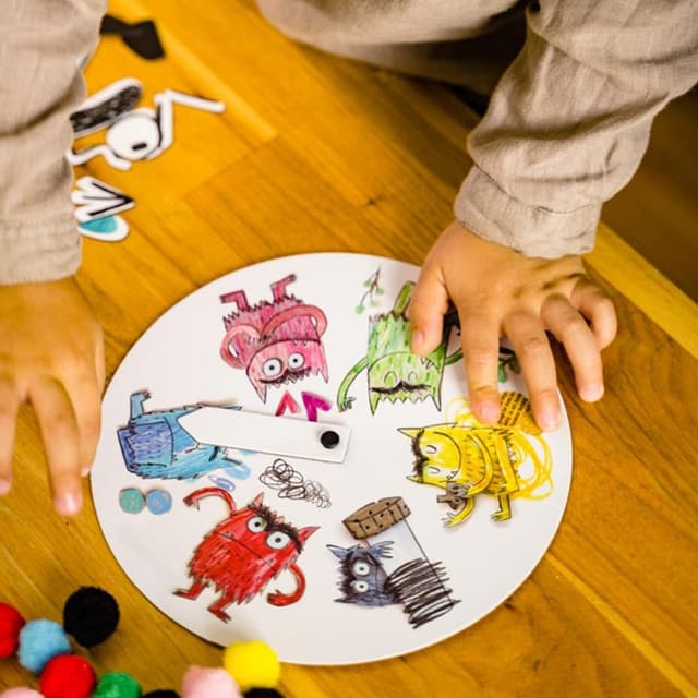 Detalle de Gioco educativo Nathan “Je découvre les émotions” (nuova versione) – cofanetto per imparare a riconoscere e gestire le emozioni