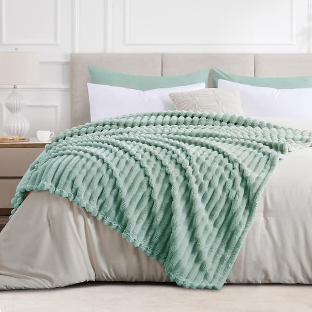 Detalle de RUIKASI Fleece Throw Blanket 230x270cm 🛋