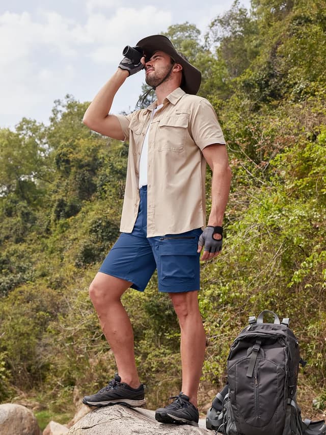 Detalle de TACVASEN men’s cargo shorts with quick-dry fabric, zip pockets and elasticated waistband