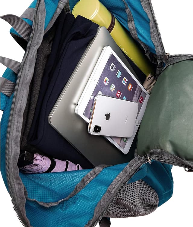 Detalle de Nicgid foldable lightweight hiking backpack (50L/60L/70L) – water-resistant travel rucksack