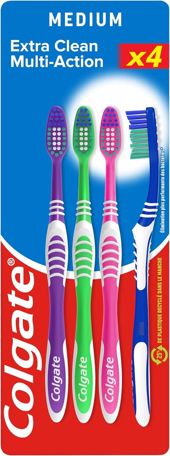 Detalle de Colgate Extra Clean Multi Action con filamenti circolari anti-macchia e pulitore lingua e guance (set da 4 spazzole)