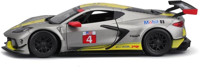 Thumbnail 6 de Bburago Chevrolet Corvette 2022 die-cast replica (1:24 scale) in yellow