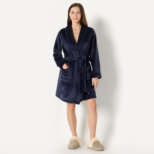 Detalle de Amazon Essentials Women’s Faux Fur Cosy Slippers