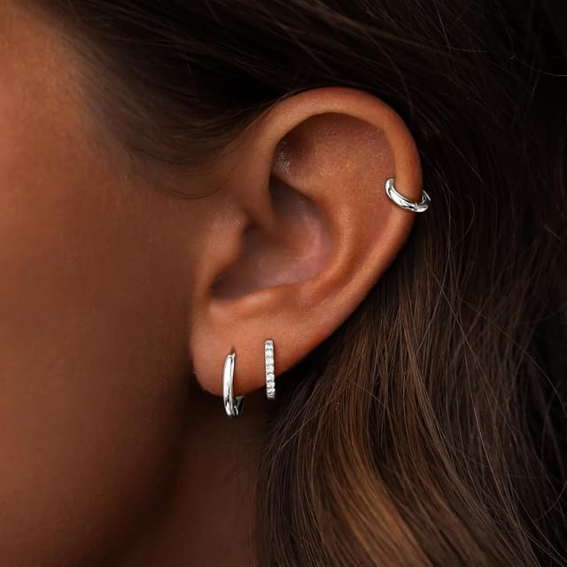 Detalle de TINGN 7 Paar hypoallergene Ohrringe aus 316L-Edelstahl, 14 Karat goldplattiert – Set für empfindliche Ohren mit Schraubverschluss