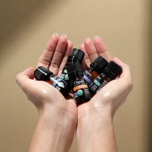 Thumbnail 4 de Cliganic Eucalyptus Essential Oil 1oz