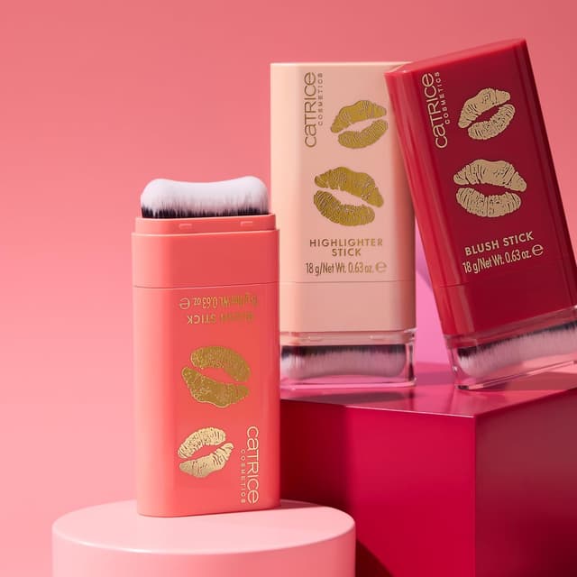 Detalle de Catrice KISS & GLOW Blush Stick Rouge Nr. C01 Pink – cremiger Vegan-Blush mit Highlighter