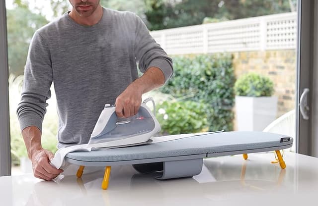 Thumbnail 2 de Joseph Joseph Pocket Tabla de Planchar Plegable, Compacta y Ahorra Espacio🧷