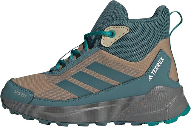 Detalle de adidas Terrex Trailmaker 2 Mid Rain.Rdy hiking shoes