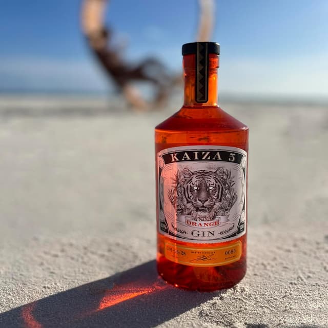 Thumbnail 3 de KAIZA 5 ORANGE GIN 0,7 l 43%