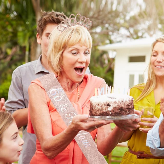 Thumbnail 4 de Dimetey 60th Birthday Sash Tiara