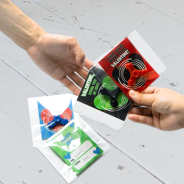 Thumbnail 6 de JOYIN 28 Pack Valentine Spinners 28 cards