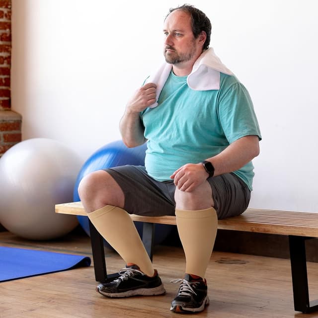 Detalle 2 de PUTUO bas de contention grande taille 7XL à bout ouvert (1 paire) beige