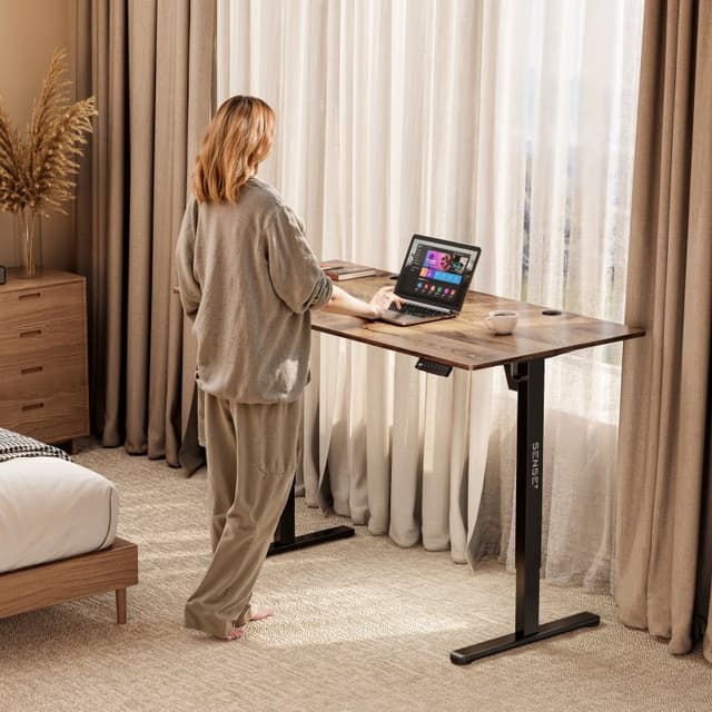 Detalle de sense7 NOJO escritorio eléctrico regulable de 140x70 cm negro/marrón oscuro