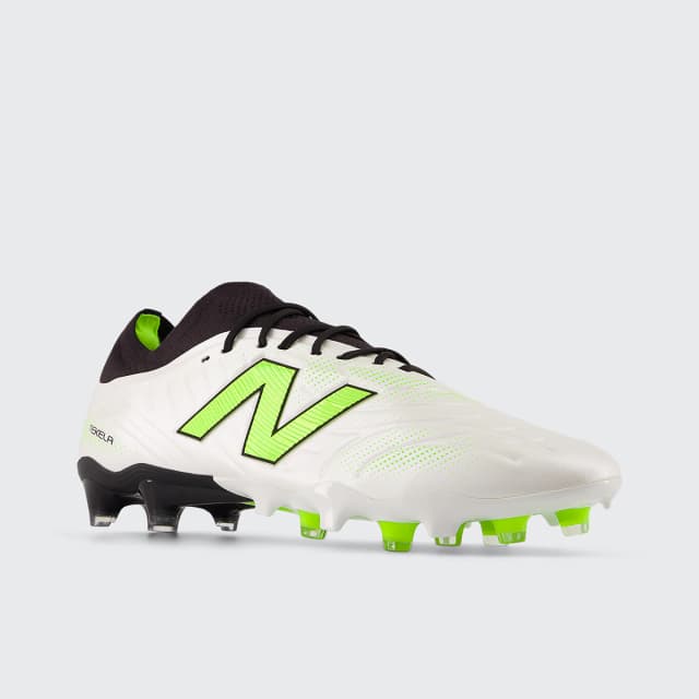 Detalle 2 de New Balance Tekela Pro Low Laced FG V5 botas de fútbol