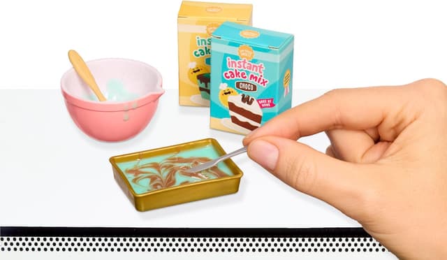 Detalle de MGA Miniverse Make It Mini Serie 2