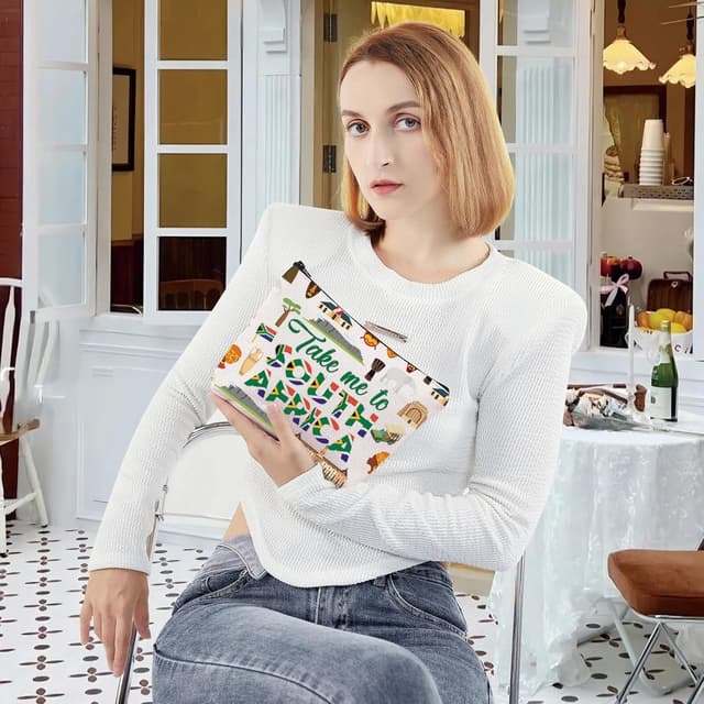 Detalle 2 de LEVLO South Africa Symbols Travel Cosmetic Bag (Cotton Canvas 23cm x 17cm) – Zip Pouch Makeup Bag