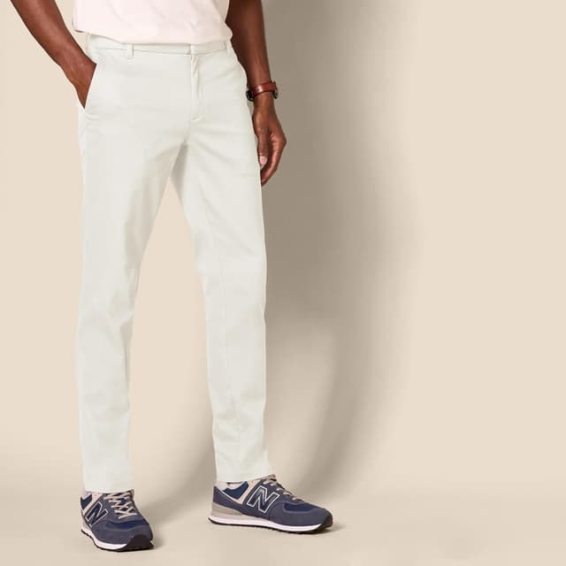 Thumbnail 6 de Amazon Essentials Men’s Wrinkle-Resistant Stretch Slim Fit Chino Pants (Elastic Waist, No Pleats)