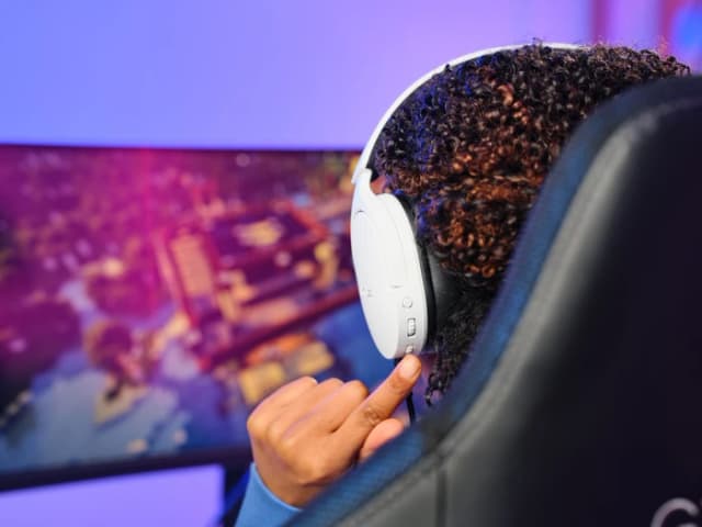 Thumbnail 8 de Trust Fayzo GXT491 kabelloses Headset (weiß) für PC oder PlayStation