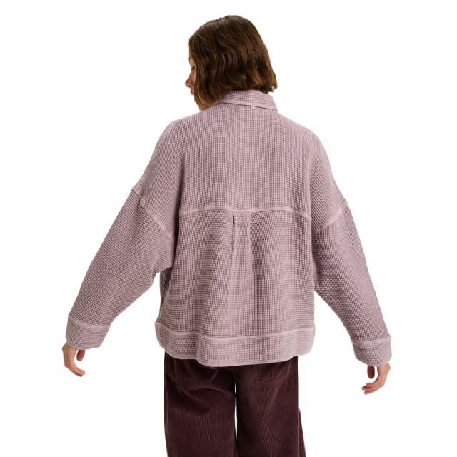 Detalle 2 de Roxy Camisa de mujer Hike Away de manga larga en tejido gofrado de algodón